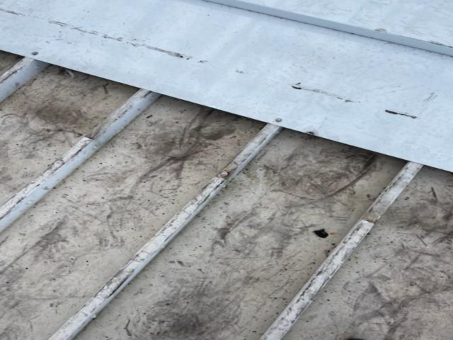 metalguard-standing-seam-roof-repair-before-picture-leak